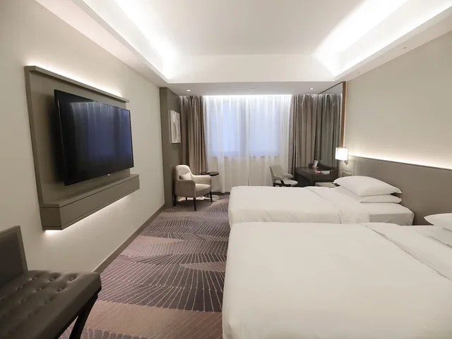 غرفة بسريرين منفصلين، Hyatt Regency Metropolitan Chongqing 4/5