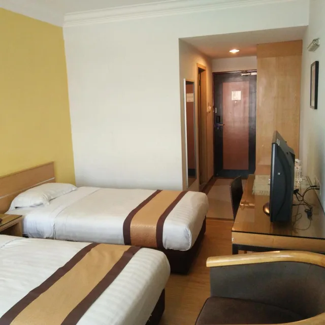 غرفة ديلوكس بسريرين منفصلين، Tang Dynasty Lodge Tuaran 1/7