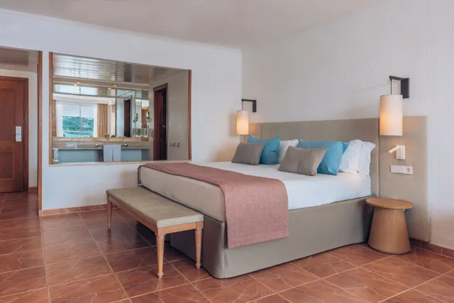 جناح جونيور مفرد بإطلالة على البحر، Iberostar Selection Jardin Del Sol Suites - Adults Only 1/1