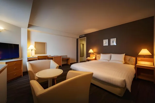 Deluxe, Queen Bed, Air Terminal Hotel 1/1
