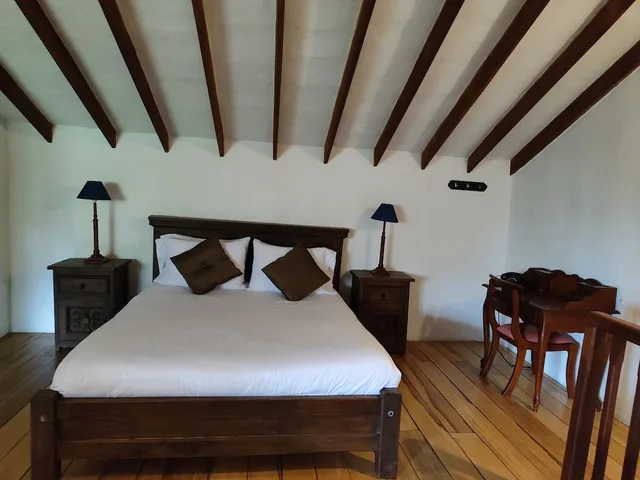 دوبلكس رباعي بسرير كوين وسريرين منفصلين، Hacienda El Novillero 1/3