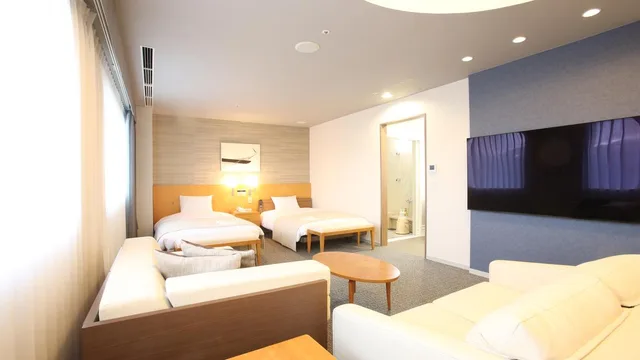 جناح جونيور، Kkr Hotel Kanazawa 1/1