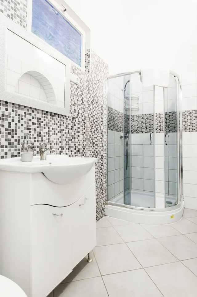 2 Bedrooms, Apartment, Futon Bed, King Bed, 2 Queen Beds, Sofa, Grand Budapest Penthouse 5/5