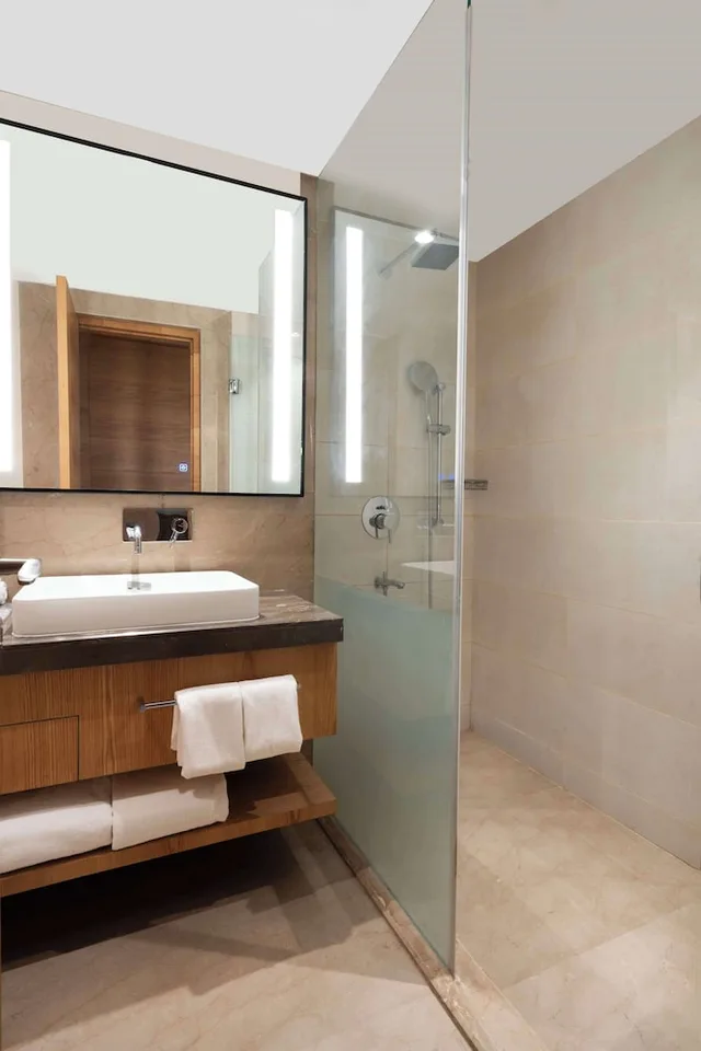 غرفة سوبيريور بسريرين منفصلين، Radisson Hotel Vrindavan 4/5