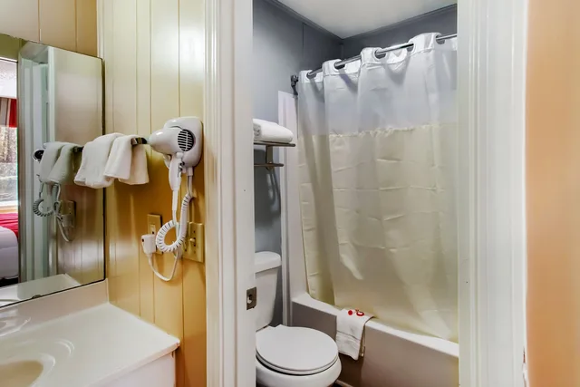 غرفة بسريرين كوين، OYO Hotel Ridgeland East 9/9