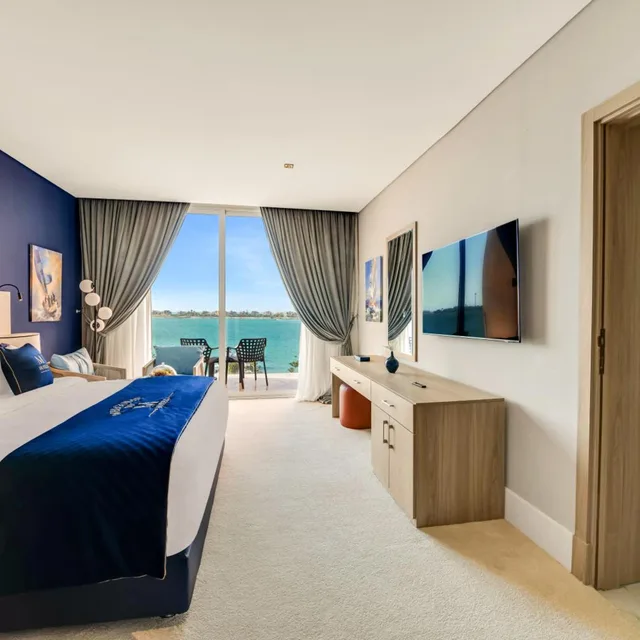 Signature one Bedroom Suite, M Hotels at Porto Marina 2/2