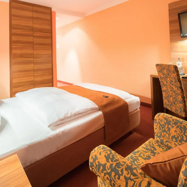 غرفة كومفورت مفردة، HOTEL ISARTOR 8/11