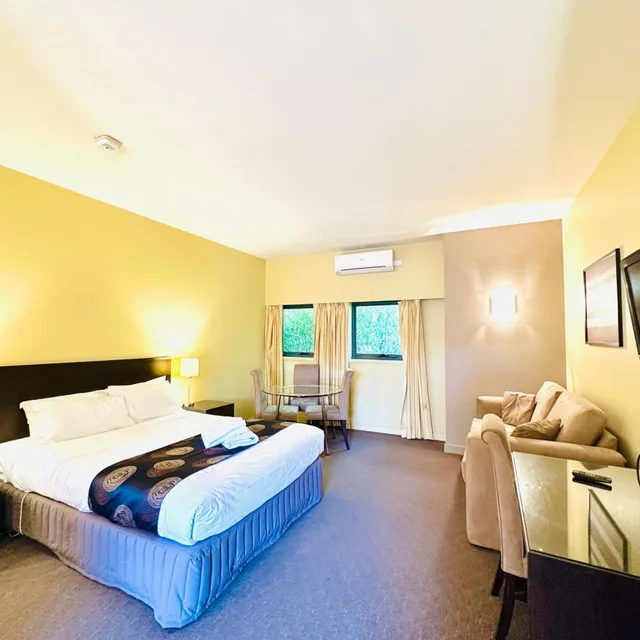 غرفة عائلية، Comfort Inn Suites City Views 3/10