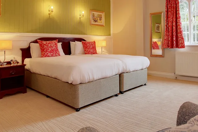 كوخ بسريرين منفصلين، Moore Place Hotel, BW Signature Collection 3/8