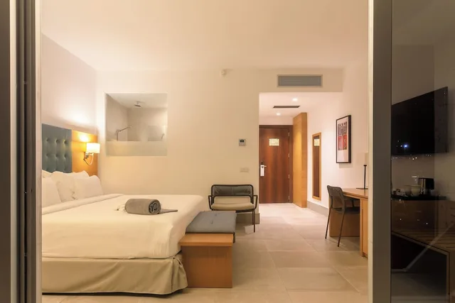غرفة ديلوكس بسرير كينج بإطلالة على البحر، Barcelo Praia Cape Verde 5/10