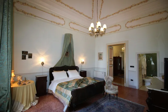 Room, Double Bed, Palazzo De Castro 2/10