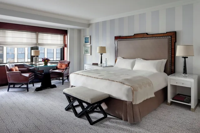 Tower, King Bed, Accessible, The Towers At Lotte New York Palace 2/4