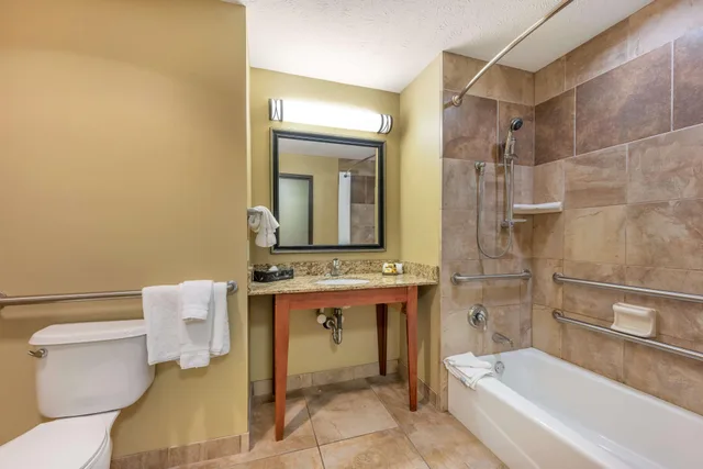 جناح بسرير كينج، Best Western Plus Grand Island Inn & Suites 3/4