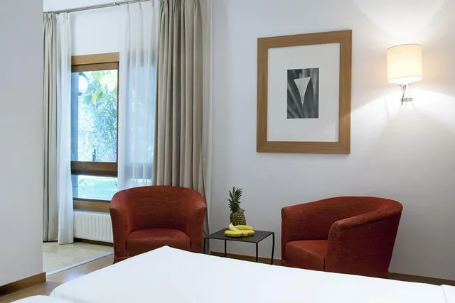 Oasis, Deluxe, 1 Queen and 1 Single Bed، Port Huerto del Cura 10/10
