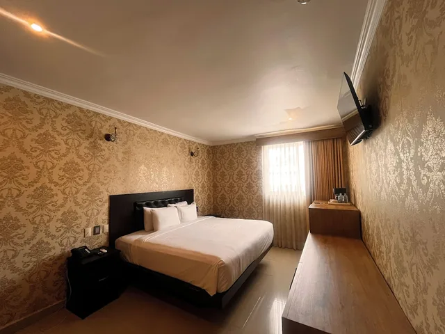 Basic, King Bed, Hotel Palacio Maya 8/10