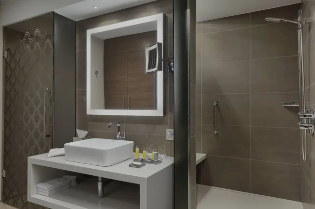 غرفة بسرير كينج، Constantine Marriott Hotel 2/3