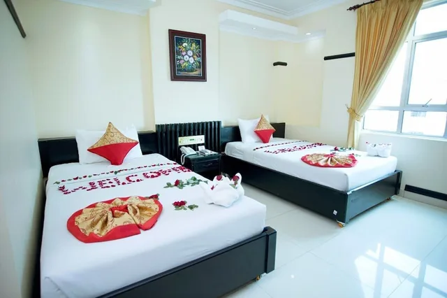 غرفة عائلية بسرير كينج وسريرين منفصلين، SALITA HOTEL 7/10