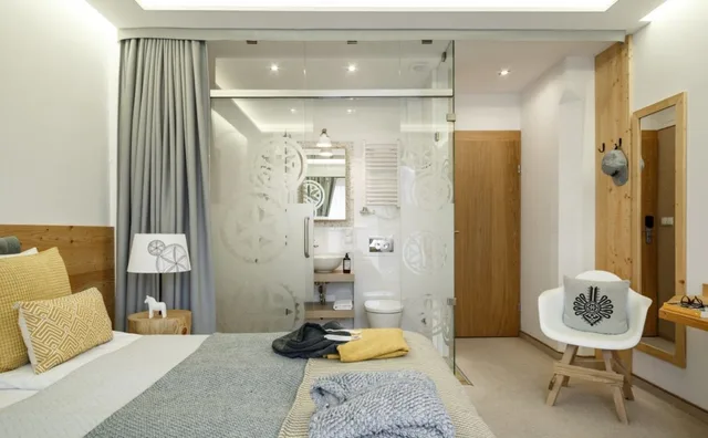 غرفة قياسية بسرير كوين بإطلالة على الجبل، Villa 11 Folk & Design 3/3