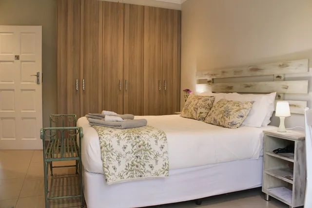 غرفة ديلوكس بسرير كوين، Vineyard On The Hill Guest House 9/10