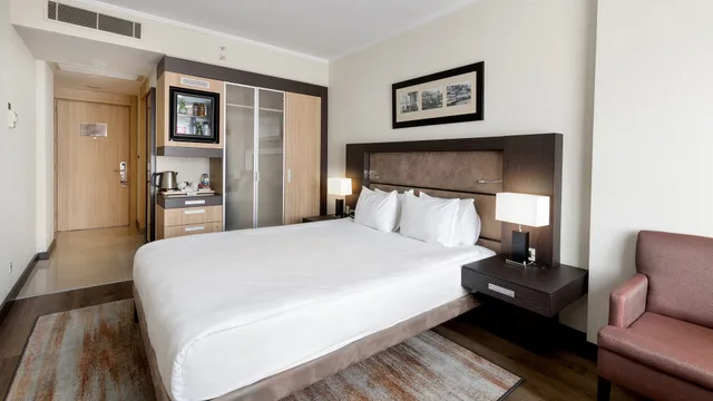 غرفة قياسية مفردة، Ramada Plaza By Wyndham Istanbul City Center 1/12