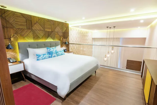 غرفة بسرير كينج، The Fives Downtown Hotel And Residences Curio Collection 2/3