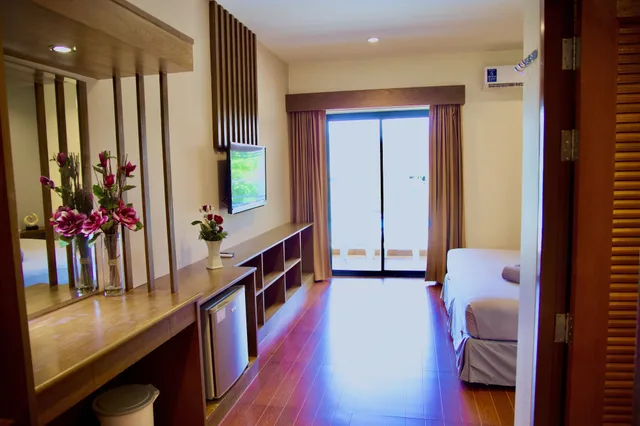 Superior, Queen Bed, Pool Access، Cha Am My House 1/4