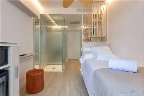 غرفة أساسية مفردة بشرفة، Valentin Somni Hotel & Suites - Adults Only 1/9