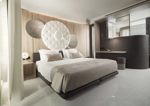 غرفة بسرير كينج بإطلالة على الحديقة بشرفة مع أريكة، Nautilux Rethymno By Mage Hotels 3/6