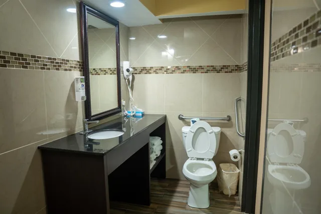 غرفة رباعية، Americas Best Value Inn Ft. Myers 6/9