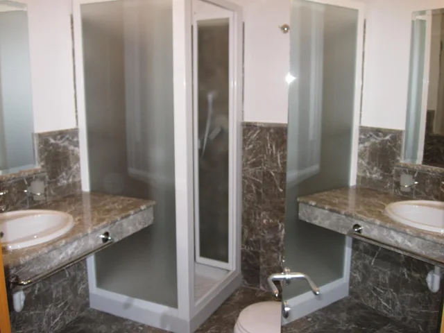 غرفة بسرير مزدوج أو سريرين منفصلين بإطلالة على البحر، Panoramic Hotel 3/3