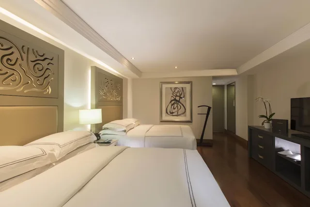 Superior, King Bed, Club Floor، Barcelo Guadalajara 7/10