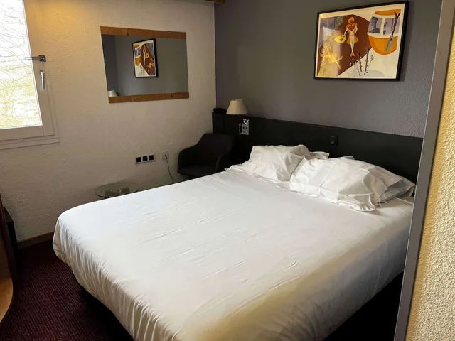 غرفة قياسية بسرير كوين مع أريكة، Sure Hotel by Best Western Annecy 5/6