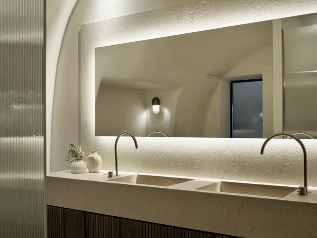جناح سوبيريور، Andronis Luxury Suites 6/7