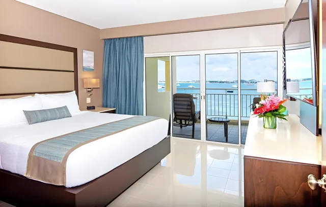 1 Bedroom, Suite, King and Twin Beds, Ocean Front، The Villas at Simpson Bay Beach Resort 1/2