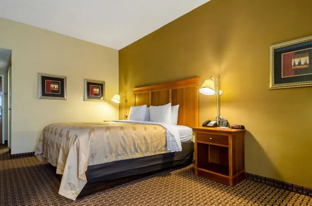 Standard, Exterior Entrance، Quality Inn Lumberton 1/2