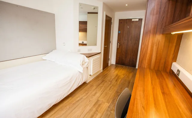 Room, Single, Single Bed, Willow Court University of Stirling 1/4