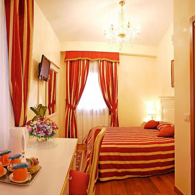غرفة سوبيريور بسرير مزدوج في الملحق، San Luca Hotel 4/6