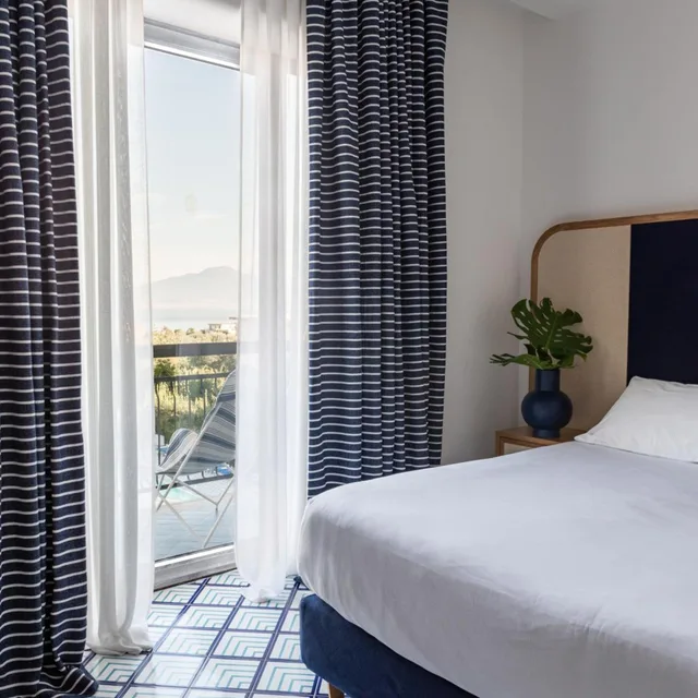 غرفة سوبيريور بسرير مزدوج أو سريرين منفصلين بشرفة، Grand Hotel Flora Sorrento 3/10