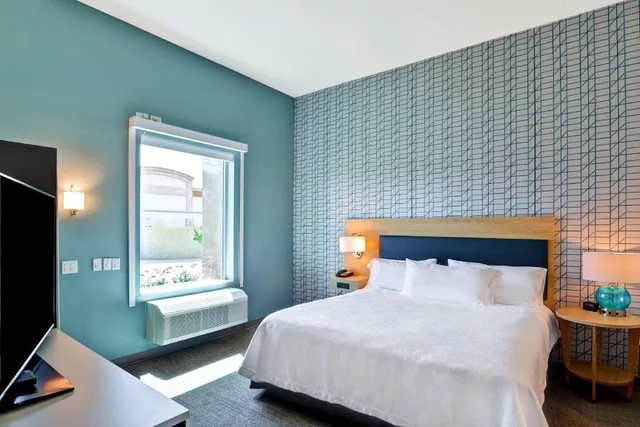 جناح بسرير كينج مع أريكة لذوي الإعاقة، Home2 Suites By Hilton Palmdale 1/1