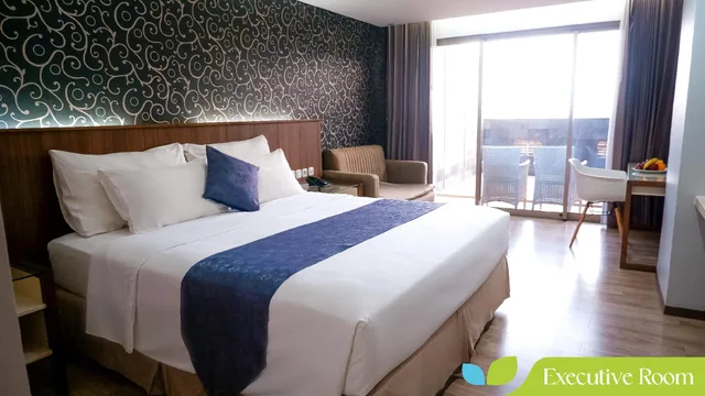 Executive, King Bed, Ayola Sunrise Mojokerto 1/1