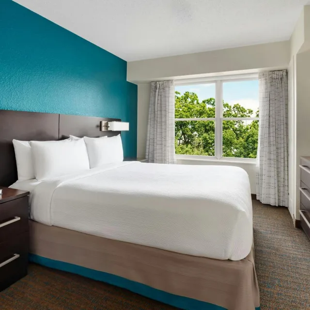 2 Bedrooms, Suite, Queen Bed, Sofa, Residence Inn By Marriott O Apos Hare 1/5