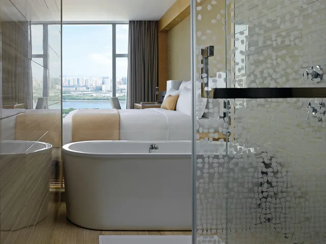 Club, Executive, Twin Beds, Langham Place Hotel Guangzhou 10/10