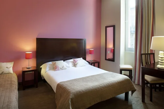غرفة سوبيريور بسرير مزدوج وسرير فردي، Relais Acropolis 1/2