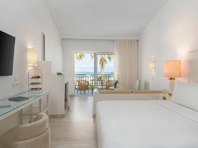 Junior Suite, Bungalow, King Bed, Sea Front, Sofa، Creta Palace, A Resort to Live 3/5
