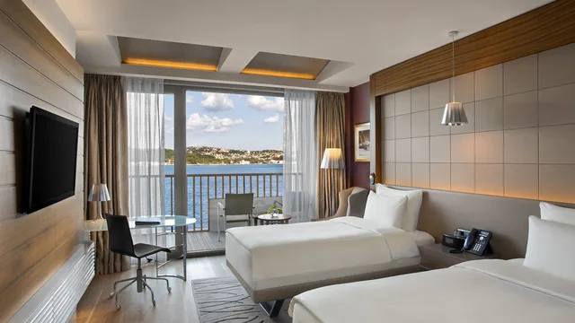غرفة ديلوكس بسرير مزدوج بإطلالة، The Grand Tarabya Managed by Accor 2/3