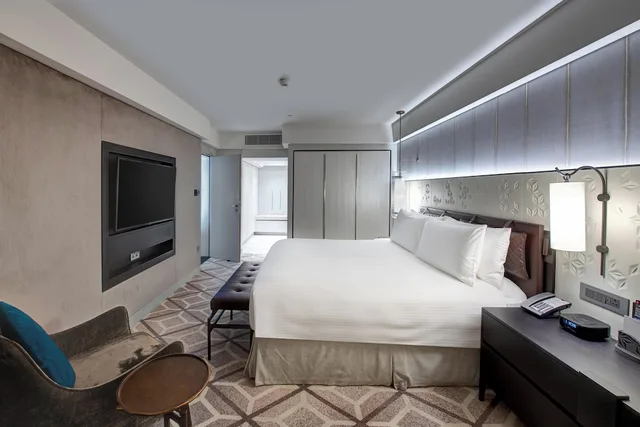 جناح بسرير كينج بإطلالة على البحر بشرفة، InterContinental Muscat 6/10