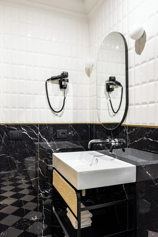 غرفة اقتصادية، Continentale Hotel 3/3