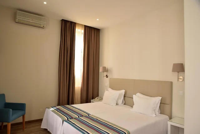 جناح، Porto Domus Hotel 2/4