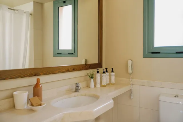 جناح عائلي بسرير كينج مع أريكة بمطبخ صغير، Village Heights Resort 7/10