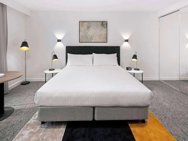 غرفة سوبيريور بسرير كينج، The Sebel Canberra Campbell 4/10